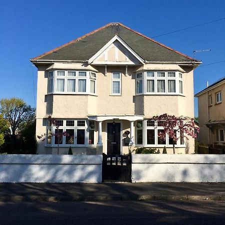 Cherry Tree House Bed and Breakfast Bournemouth Exteriör bild